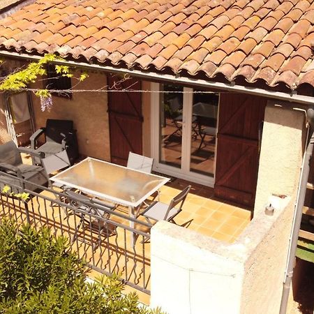 Gite Romantic Room Le Val 外观 照片