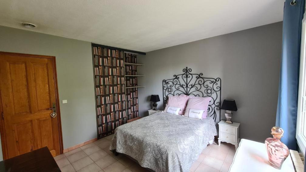 Gite Romantic Room Le Val 外观 照片