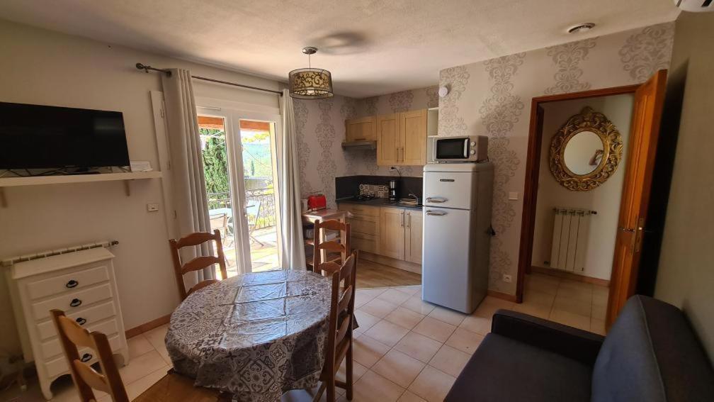 Gite Romantic Room Le Val 外观 照片